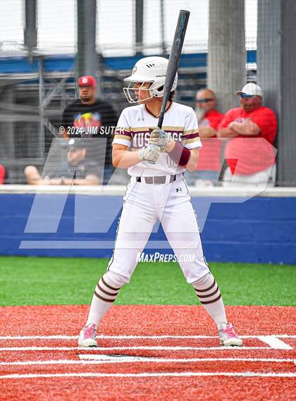 Thumbnail 1 in Magnolia West vs Lake Belton (UIL 5A Region III Bi-District) photogallery.