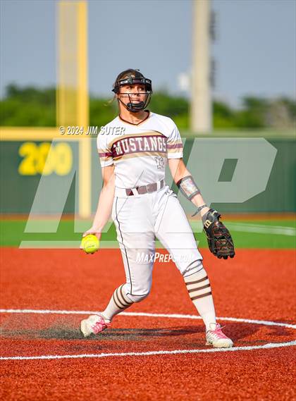 Thumbnail 1 in Magnolia West vs Lake Belton (UIL 5A Region III Bi-District) photogallery.