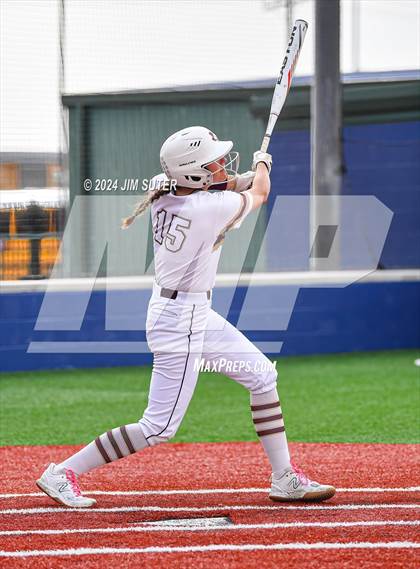 Thumbnail 2 in Magnolia West vs Lake Belton (UIL 5A Region III Bi-District) photogallery.