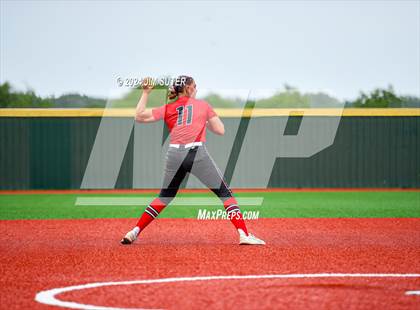 Thumbnail 3 in Magnolia West vs Lake Belton (UIL 5A Region III Bi-District) photogallery.
