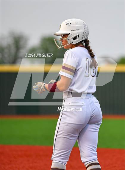 Thumbnail 2 in Magnolia West vs Lake Belton (UIL 5A Region III Bi-District) photogallery.