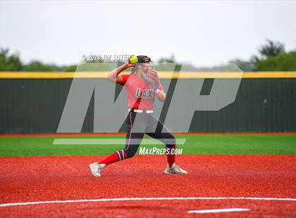Thumbnail 1 in Magnolia West vs Lake Belton (UIL 5A Region III Bi-District) photogallery.