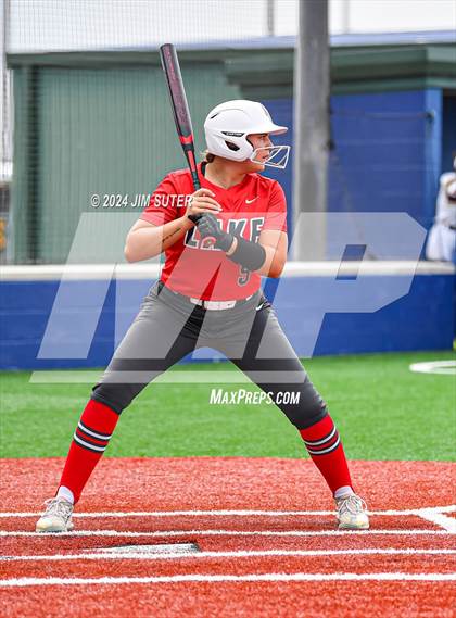 Thumbnail 2 in Magnolia West vs Lake Belton (UIL 5A Region III Bi-District) photogallery.
