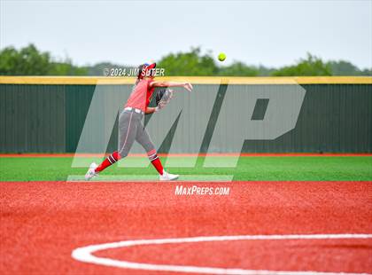 Thumbnail 3 in Magnolia West vs Lake Belton (UIL 5A Region III Bi-District) photogallery.