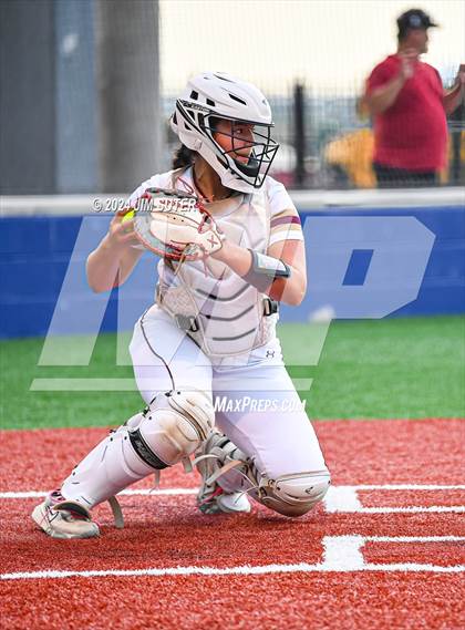 Thumbnail 2 in Magnolia West vs Lake Belton (UIL 5A Region III Bi-District) photogallery.