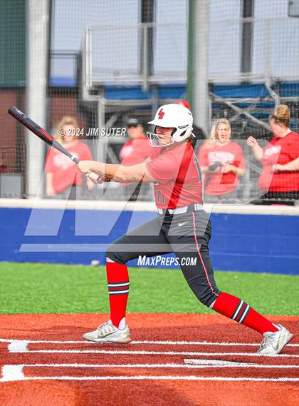 Thumbnail 2 in Magnolia West vs Lake Belton (UIL 5A Region III Bi-District) photogallery.