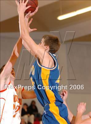Thumbnail 2 in Wood vs. Woodside (Cordova Christmas Classic) photogallery.