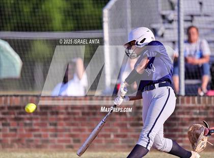 Thumbnail 2 in Purnell Swett @ Gray's Creek (United 8 Conference Tournament - Semi-Finals) photogallery.