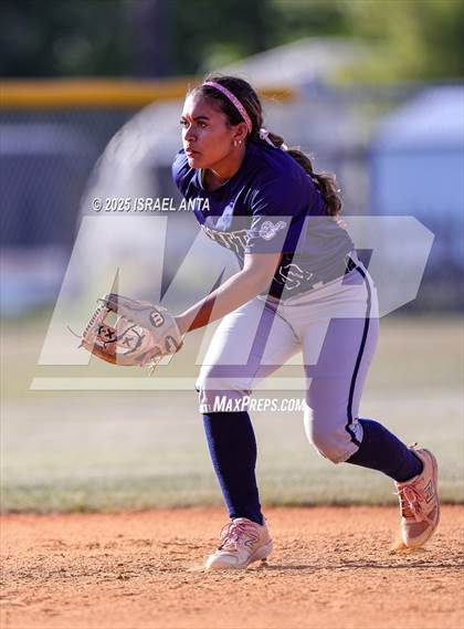 Thumbnail 3 in Purnell Swett @ Gray's Creek (United 8 Conference Tournament - Semi-Finals) photogallery.