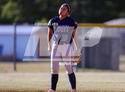 Thumbnail 3 in Purnell Swett @ Gray's Creek (United 8 Conference Tournament - Semi-Finals) photogallery.