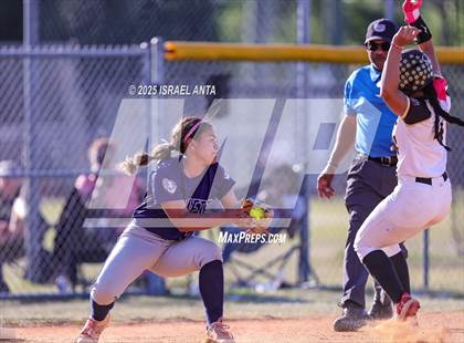 Thumbnail 1 in Purnell Swett @ Gray's Creek (United 8 Conference Tournament - Semi-Finals) photogallery.