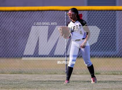 Thumbnail 1 in Purnell Swett @ Gray's Creek (United 8 Conference Tournament - Semi-Finals) photogallery.