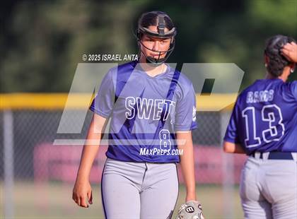 Thumbnail 3 in Purnell Swett @ Gray's Creek (United 8 Conference Tournament - Semi-Finals) photogallery.