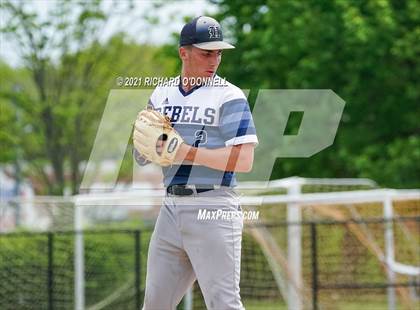 Thumbnail 3 in Howell vs Red Bank Catholic photogallery.