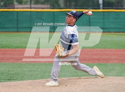 Thumbnail 3 in Howell vs Red Bank Catholic photogallery.