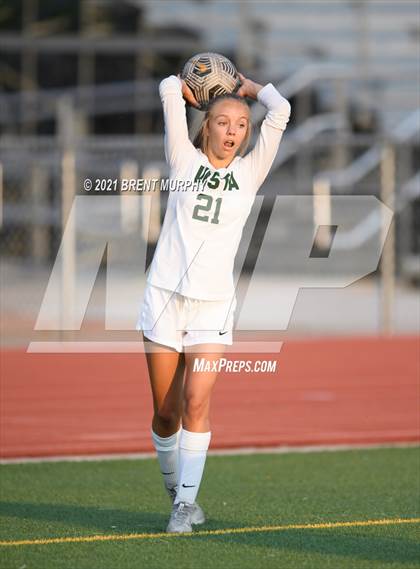 Thumbnail 3 in Mountain Vista @ Brighton (CHSAA 5A Playoffs - Rd 1) photogallery.