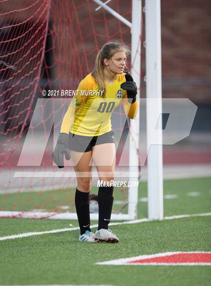 Thumbnail 2 in Mountain Vista @ Brighton (CHSAA 5A Playoffs - Rd 1) photogallery.
