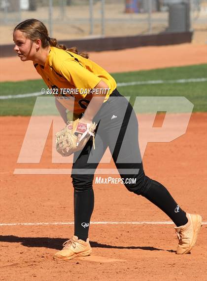 Thumbnail 2 in Gilbert vs Horizon (Desert Mountain Tournament) photogallery.