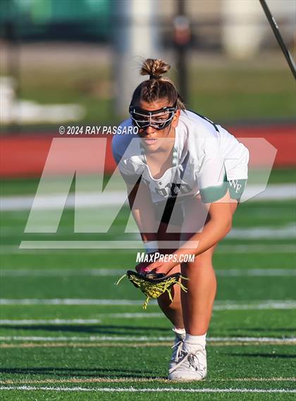 Thumbnail 1 in Commack vs William Floyd photogallery.