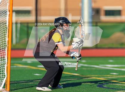 Thumbnail 1 in Commack vs William Floyd photogallery.