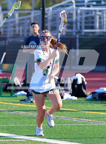 Thumbnail 3 in Commack vs William Floyd photogallery.