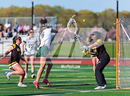 Thumbnail 1 in Commack vs William Floyd photogallery.