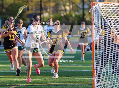 Thumbnail 3 in Commack vs William Floyd photogallery.