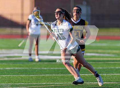 Thumbnail 3 in Commack vs William Floyd photogallery.