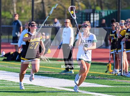Thumbnail 2 in Commack vs William Floyd photogallery.