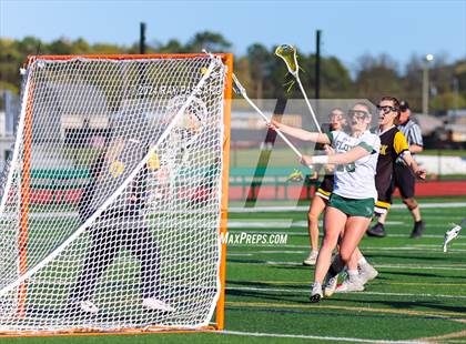 Thumbnail 1 in Commack vs William Floyd photogallery.