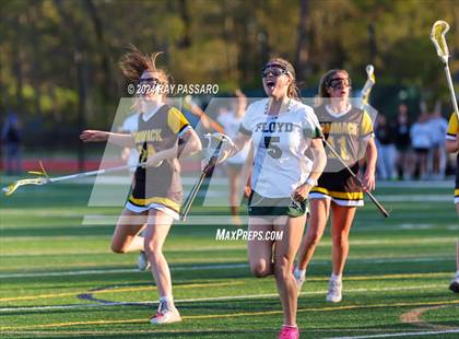 Thumbnail 1 in Commack vs William Floyd photogallery.