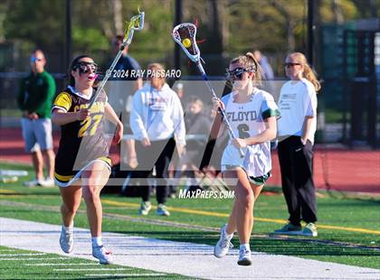 Thumbnail 1 in Commack vs William Floyd photogallery.