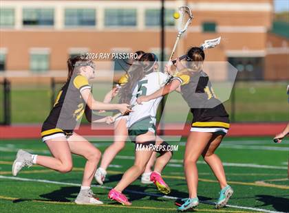Thumbnail 1 in Commack vs William Floyd photogallery.