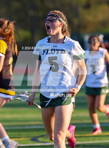 Thumbnail 2 in Commack vs William Floyd photogallery.