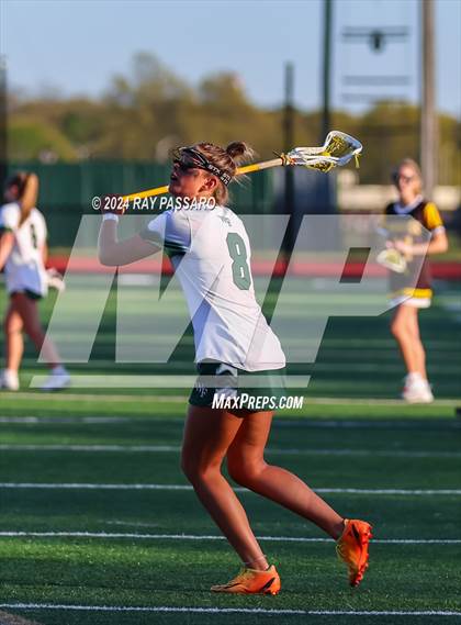 Thumbnail 3 in Commack vs William Floyd photogallery.