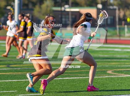 Thumbnail 2 in Commack vs William Floyd photogallery.
