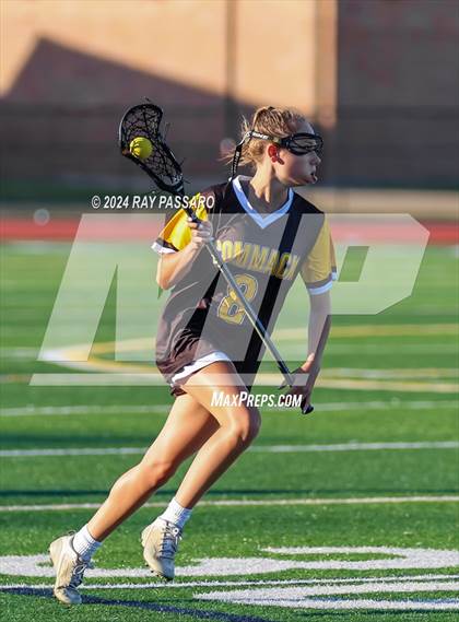Thumbnail 2 in Commack vs William Floyd photogallery.