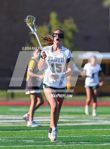 Thumbnail 1 in Commack vs William Floyd photogallery.