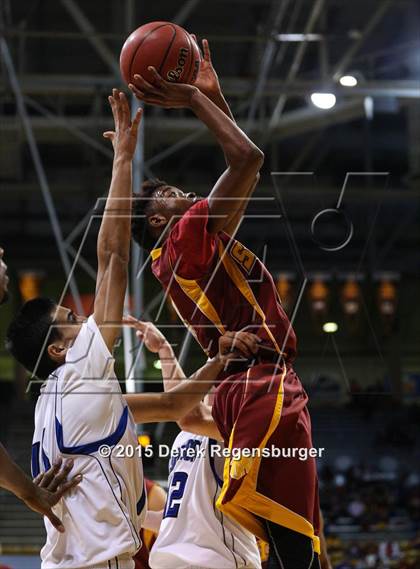 Thumbnail 3 in Longmont vs Sierra (CHSAA 4A Semifinal) photogallery.