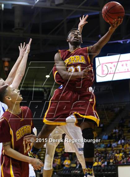 Thumbnail 1 in Longmont vs Sierra (CHSAA 4A Semifinal) photogallery.