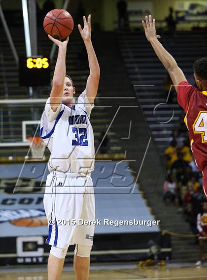 Thumbnail 2 in Longmont vs Sierra (CHSAA 4A Semifinal) photogallery.