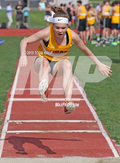 Thumbnail 2 in East Catholic @ RHAM photogallery.