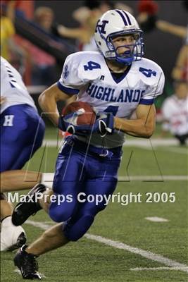 Thumbnail 3 in Colerain @ Highlands (Nike 5 Days 2 Friday) photogallery.