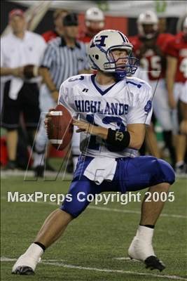Thumbnail 3 in Colerain @ Highlands (Nike 5 Days 2 Friday) photogallery.