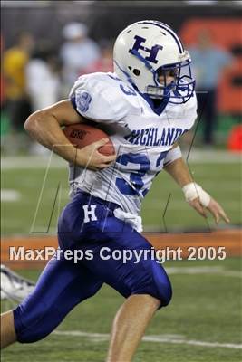 Thumbnail 2 in Colerain @ Highlands (Nike 5 Days 2 Friday) photogallery.