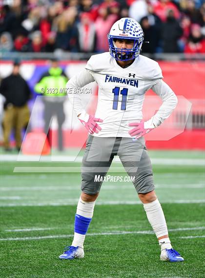 Thumbnail 2 in Fairhaven vs Salem (MIAA D6 Final) photogallery.