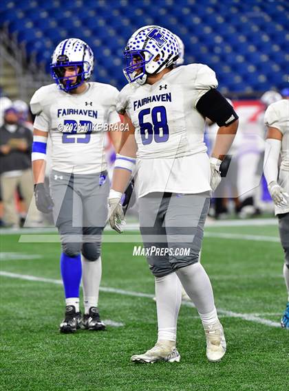 Thumbnail 2 in Fairhaven vs Salem (MIAA D6 Final) photogallery.