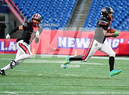 Thumbnail 2 in Fairhaven vs Salem (MIAA D6 Final) photogallery.