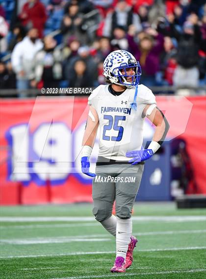Thumbnail 3 in Fairhaven vs Salem (MIAA D6 Final) photogallery.