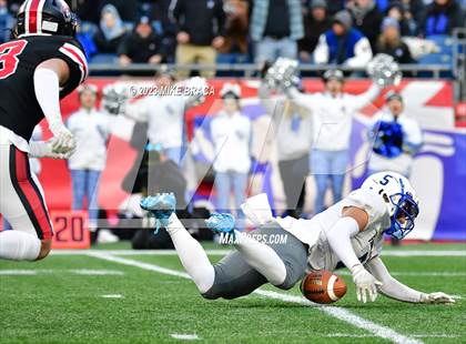 Thumbnail 3 in Fairhaven vs Salem (MIAA D6 Final) photogallery.